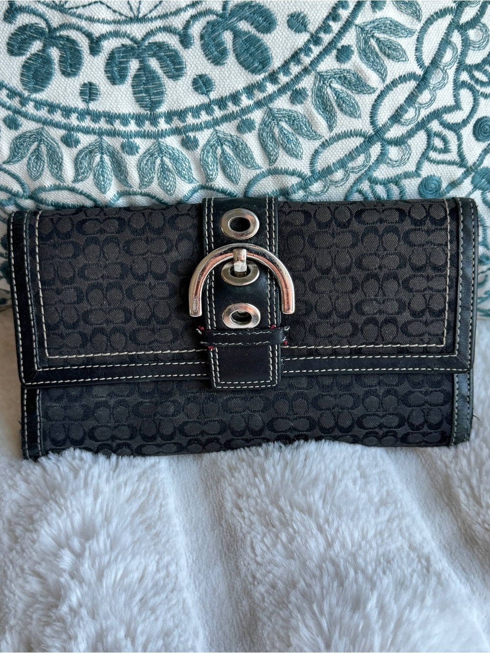 Vintage Coach Soho Signature Buckle Wallet Black Jacquard Leather Y2K